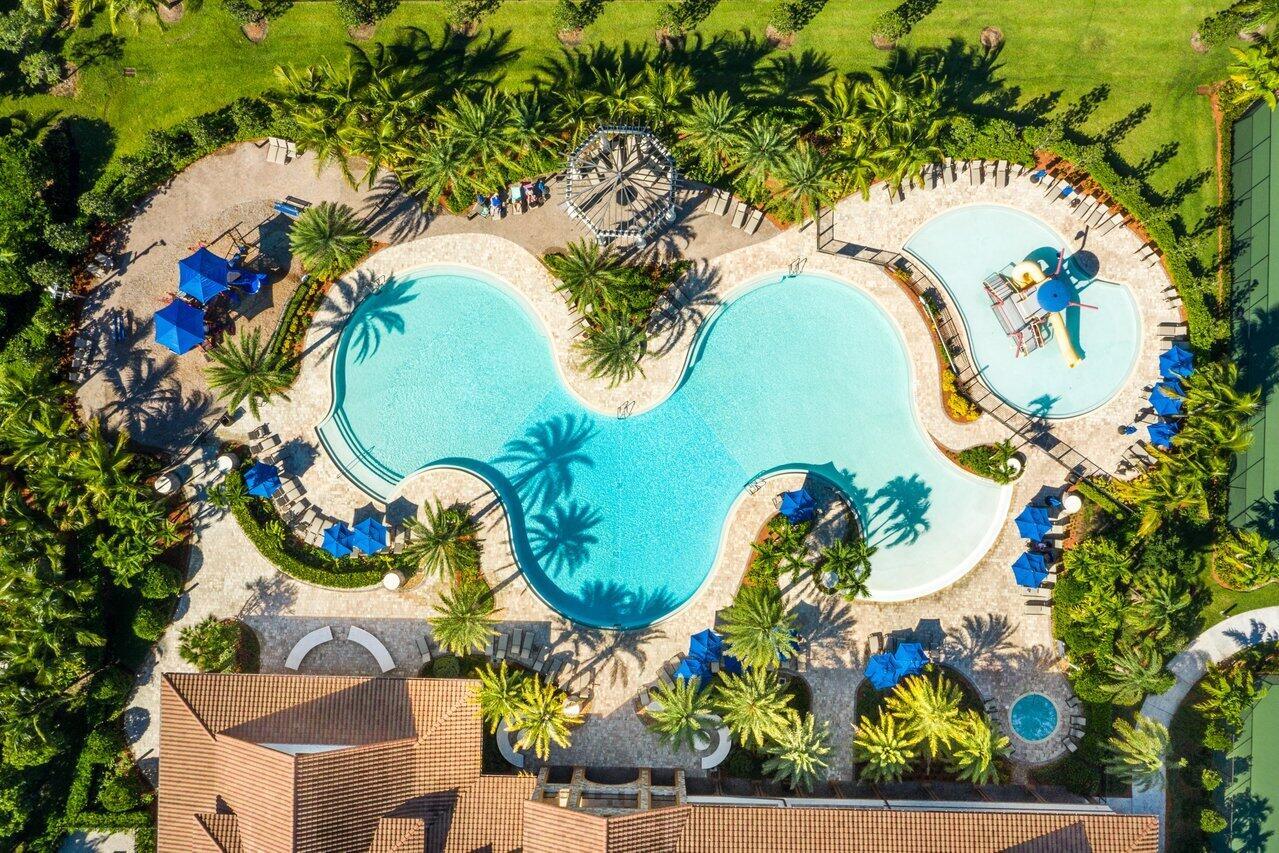 9571 Town Parc Circle S