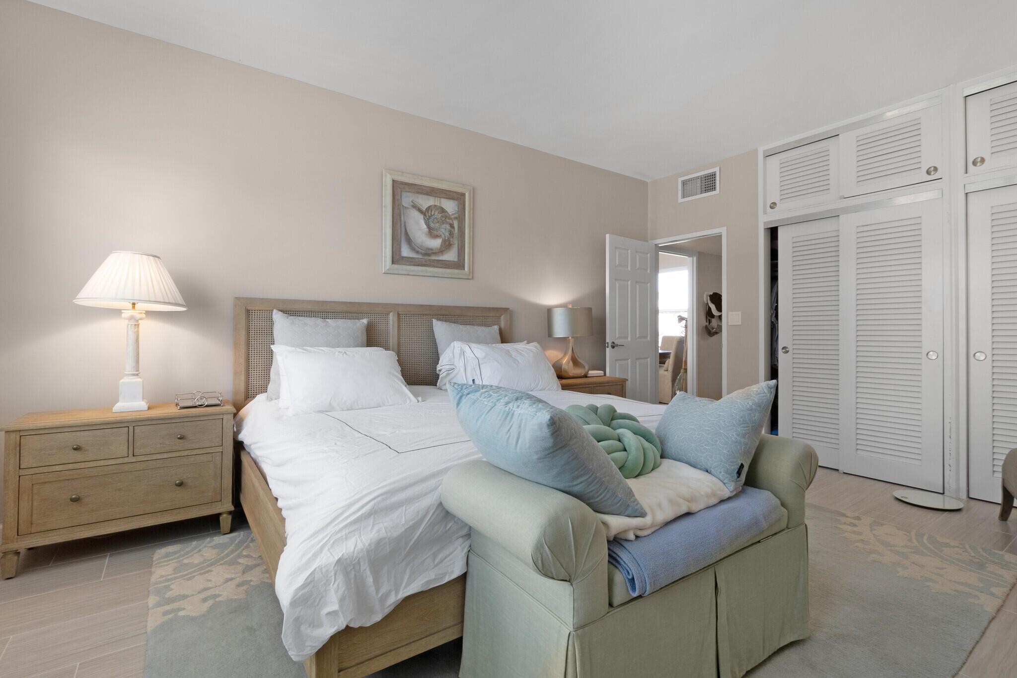 2921 S Ocean Boulevard 305