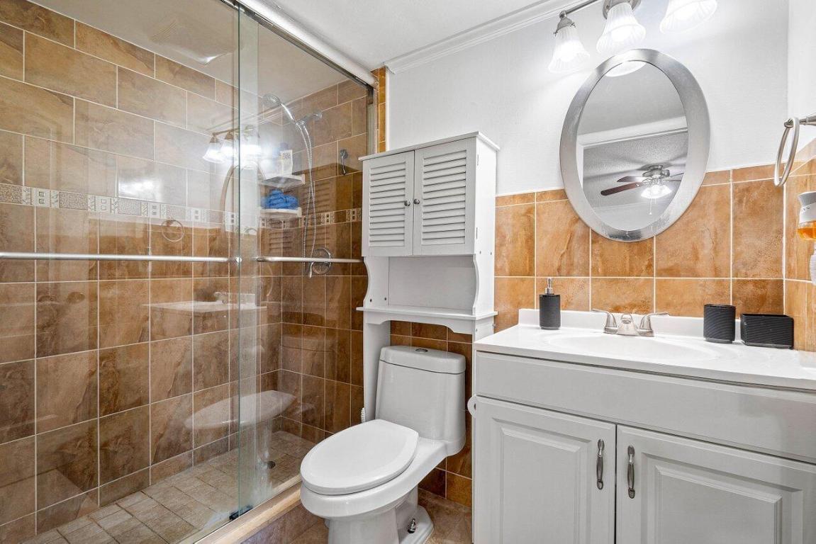 2453 Waterside Drive, Lake Worth