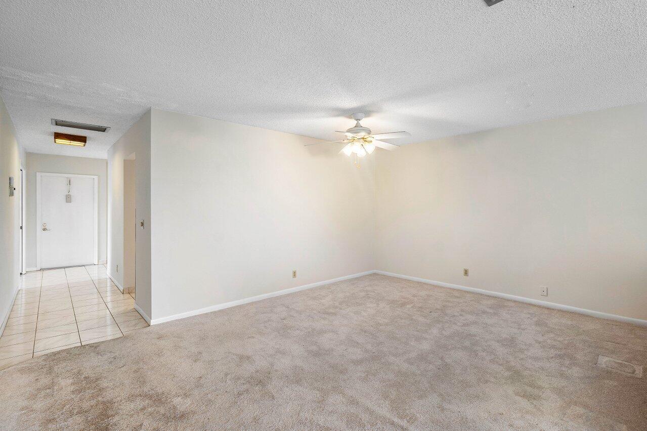 1341 NW 20th Avenue 204