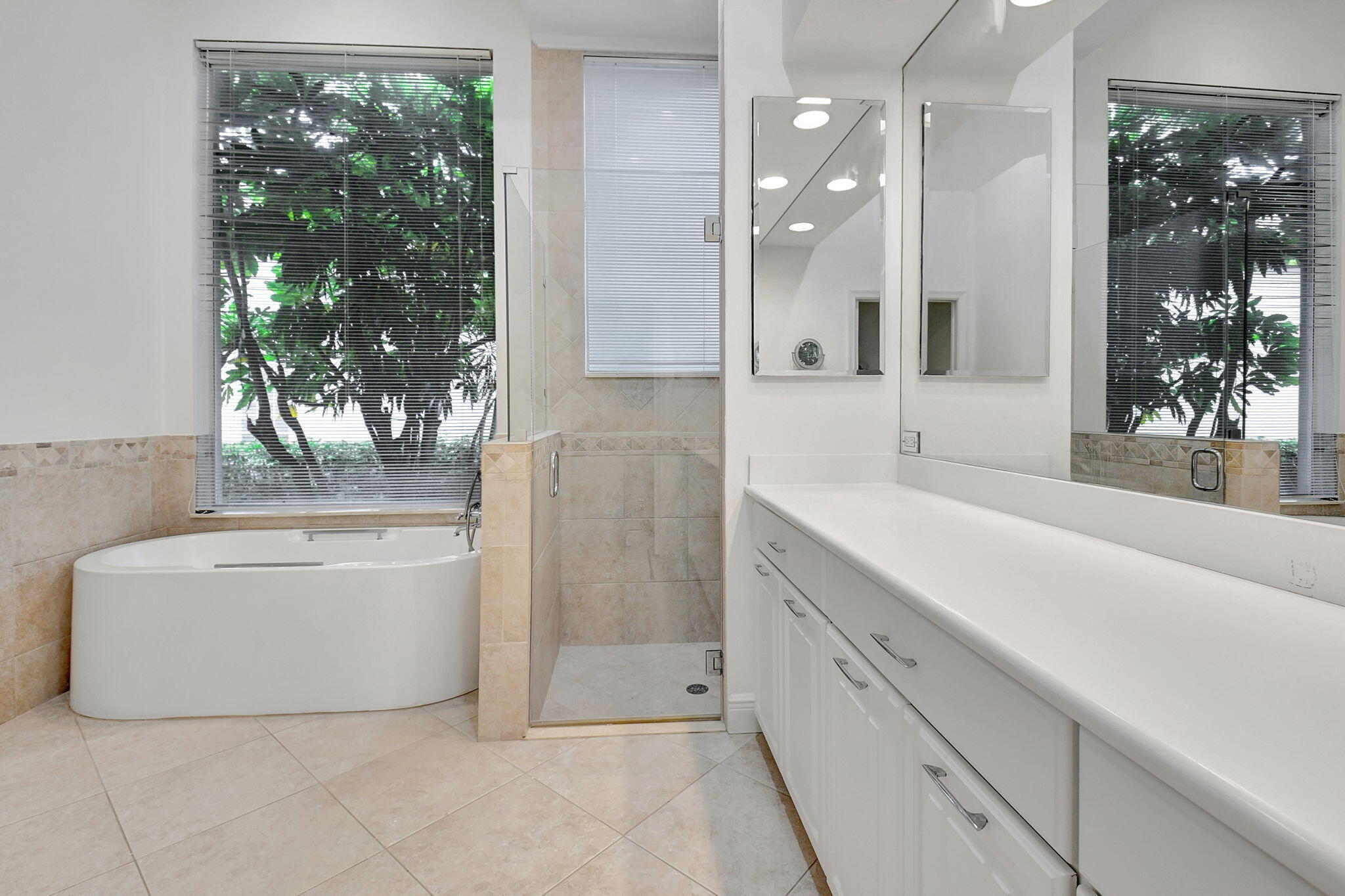 6689 NW 23rd Terrace