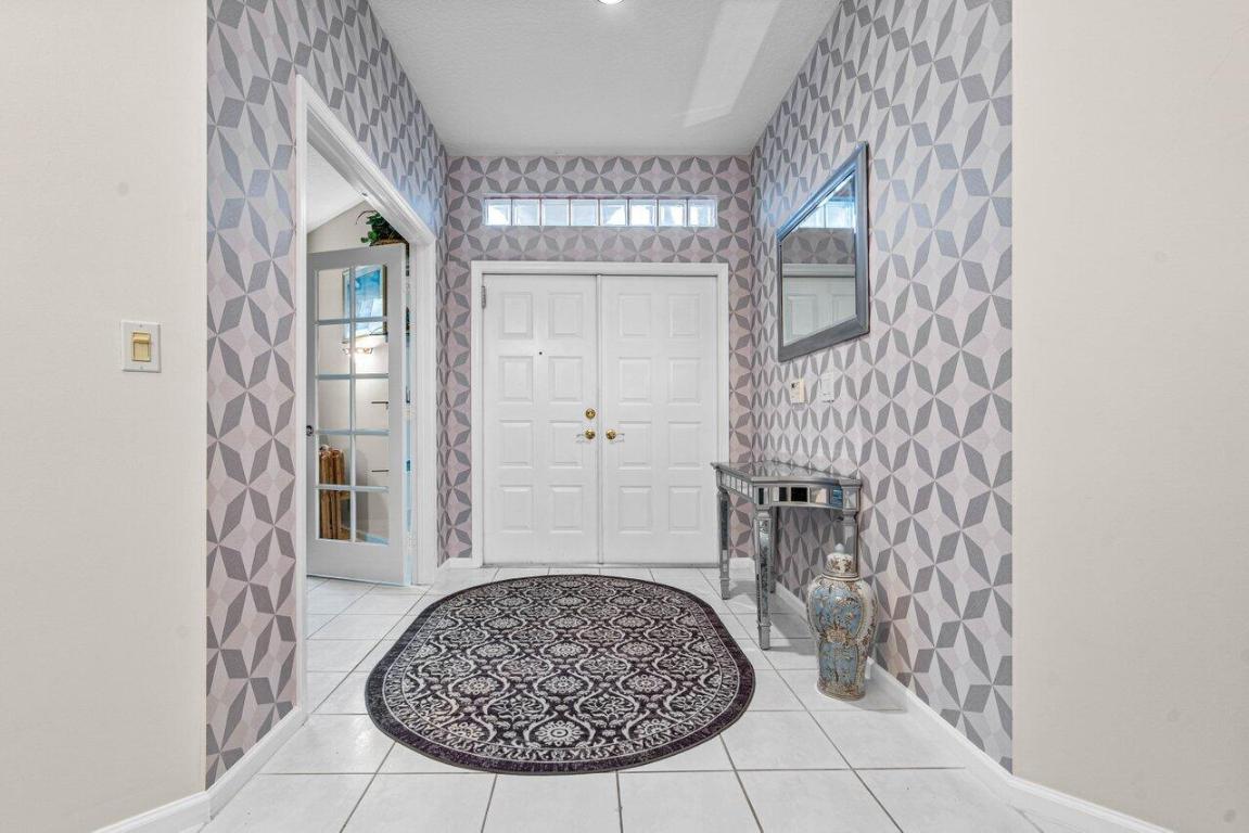 9756 Arbor View Drive S