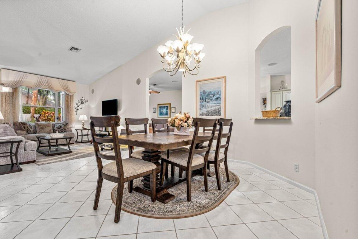 9756 Arbor View Drive S