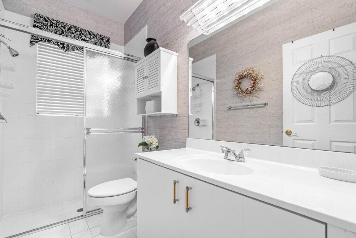 9756 Arbor View Drive S