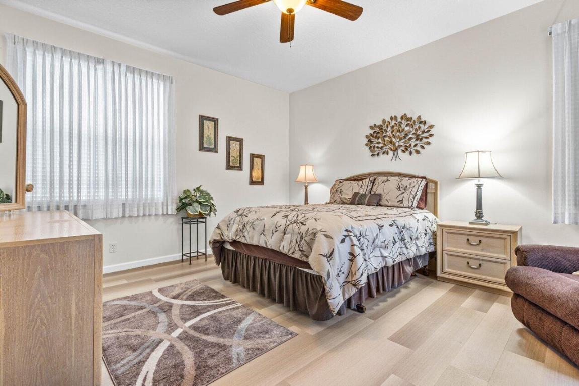 9756 Arbor View Drive S