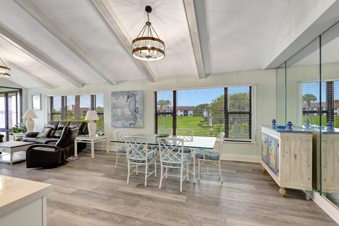 6142 SE Landing Way 16, Stuart Unit: 16