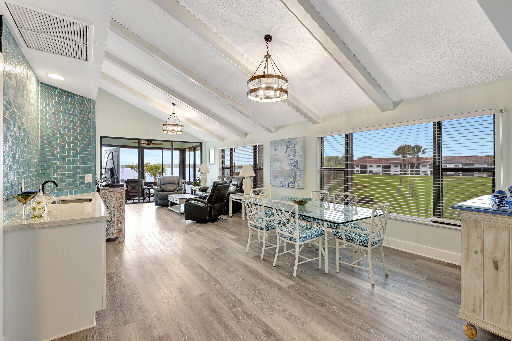 6142 SE Landing Way 16, Stuart Unit: 16