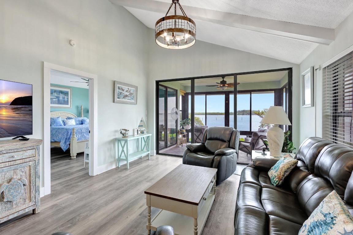 6142 SE Landing Way 16, Stuart Unit: 16