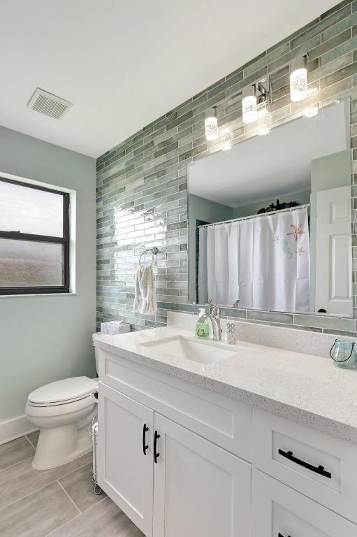 6142 SE Landing Way 16, Stuart Unit: 16