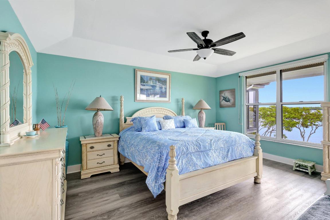 6142 SE Landing Way 16, Stuart Unit: 16