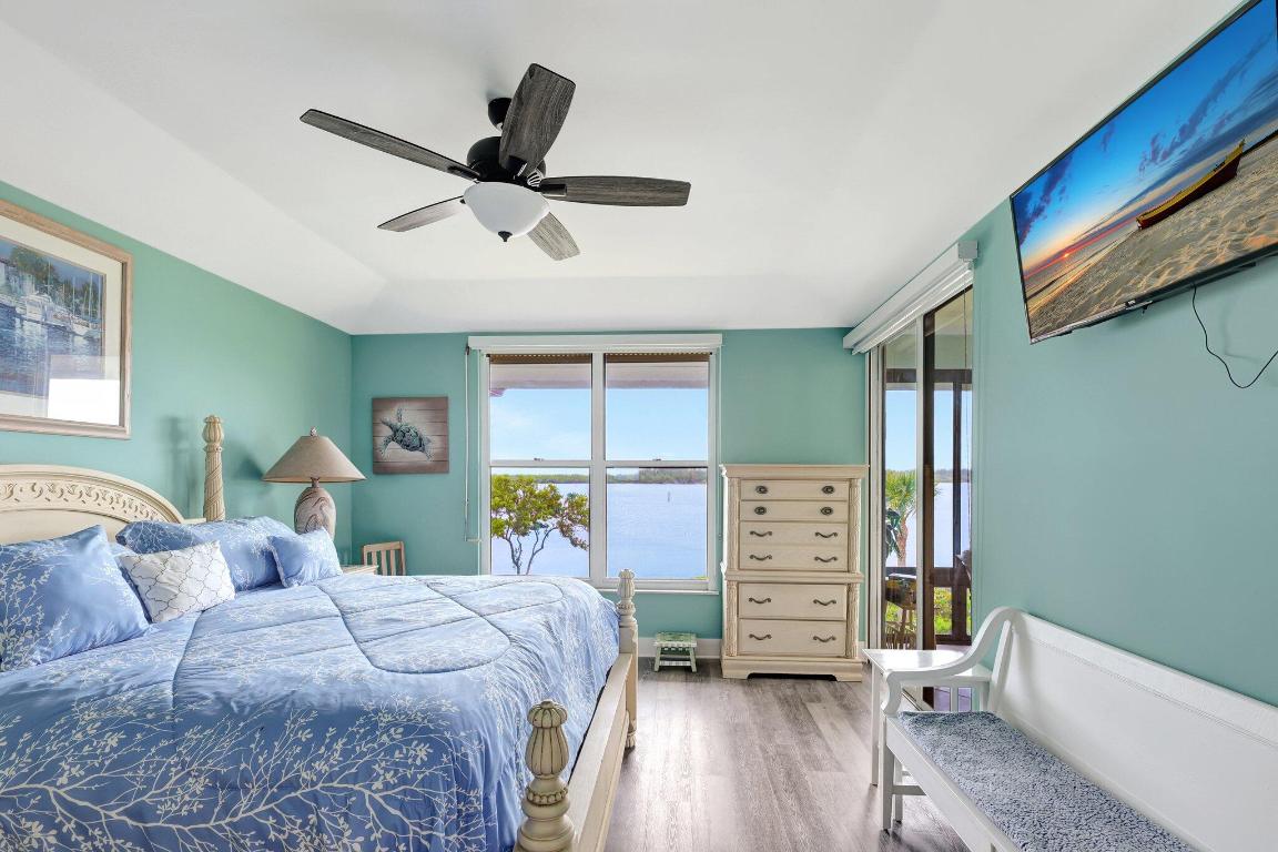 6142 SE Landing Way 16, Stuart Unit: 16