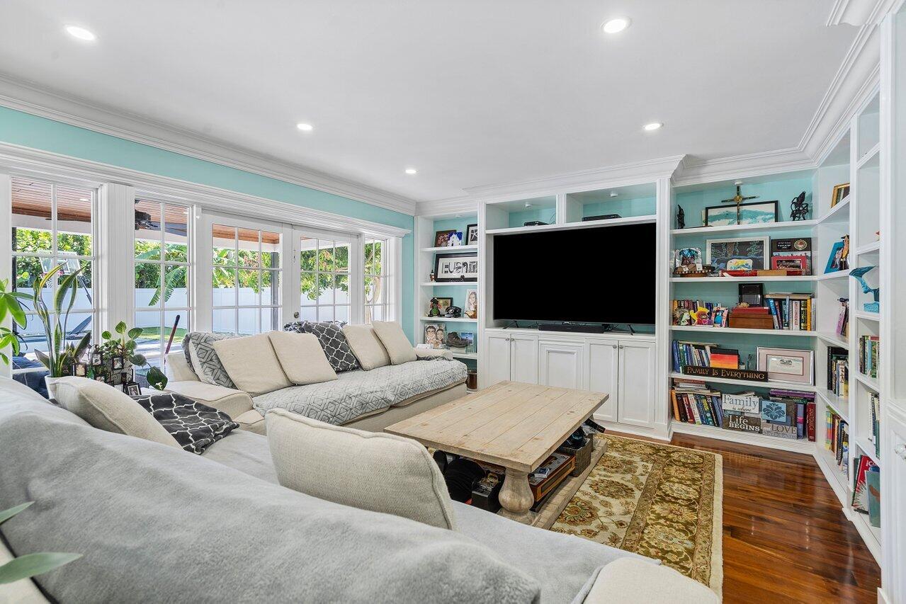 900 SW 16th Street, Boca Raton