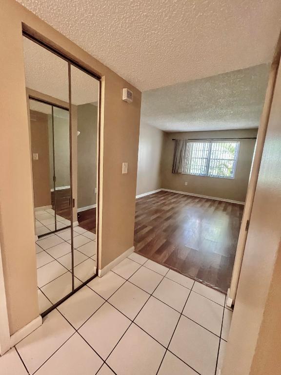 4364 NW 9th Avenue 14-2b, Deerfield Beach Unit: 14-2b