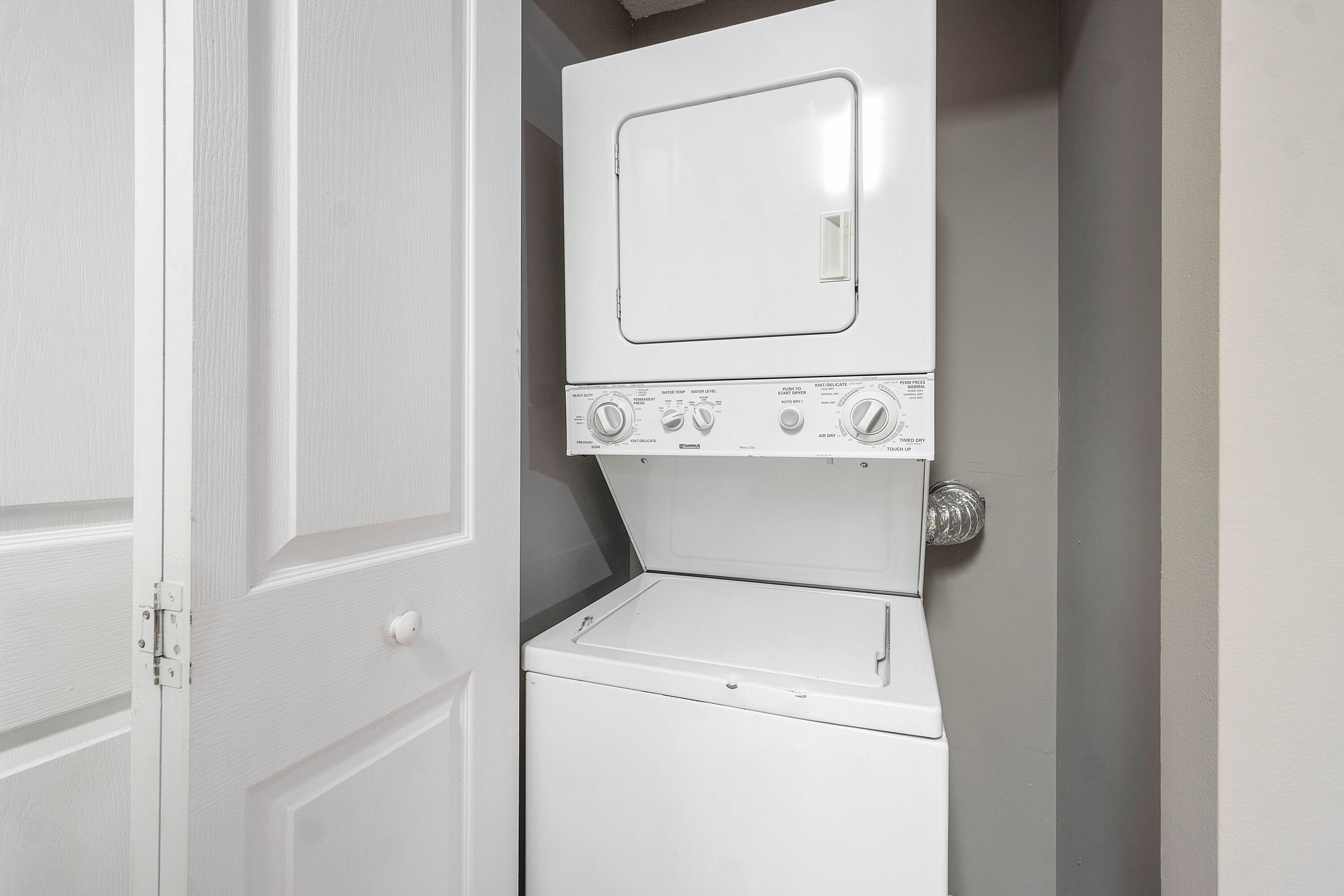 2046 Alta Meadows Lane 1910, Delray Beach Unit: 1910