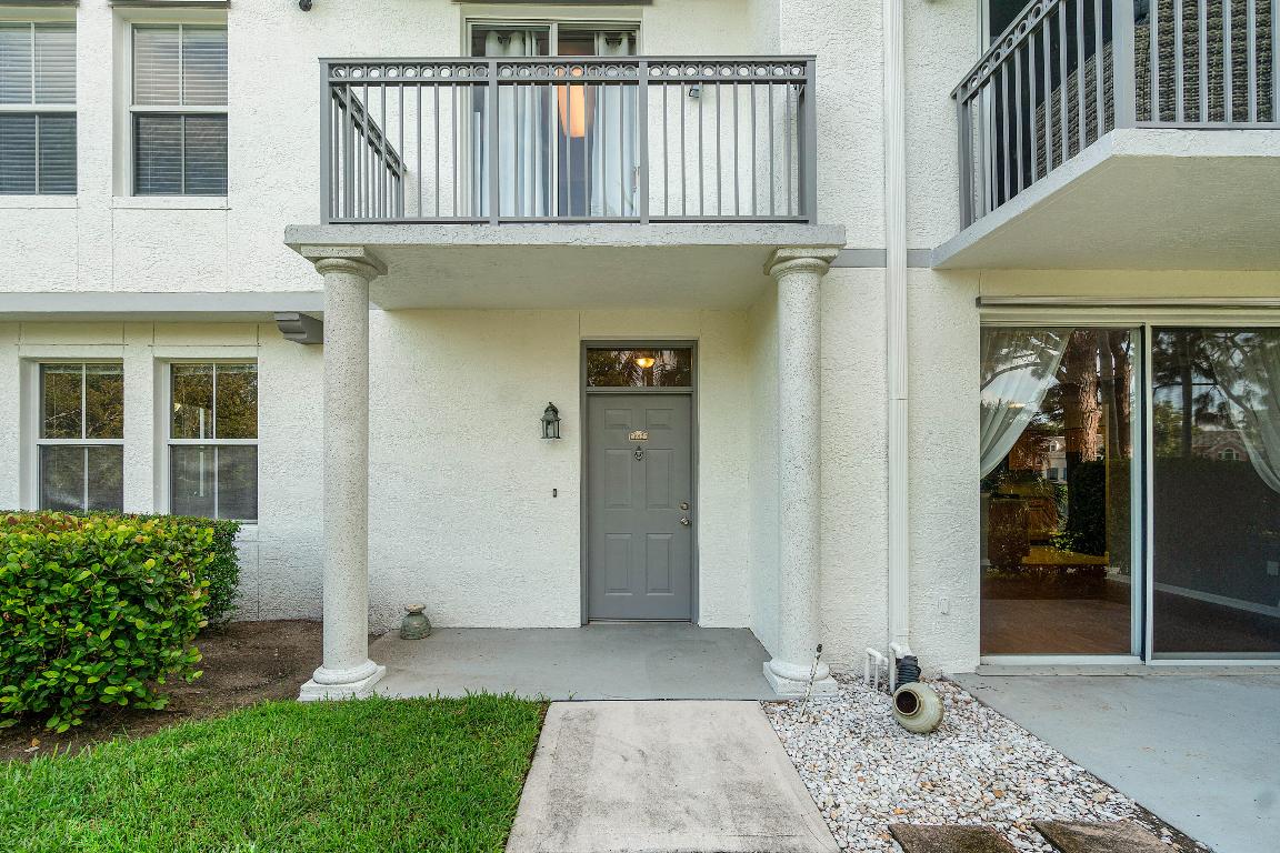 2046 Alta Meadows Lane 1910, Delray Beach Unit: 1910