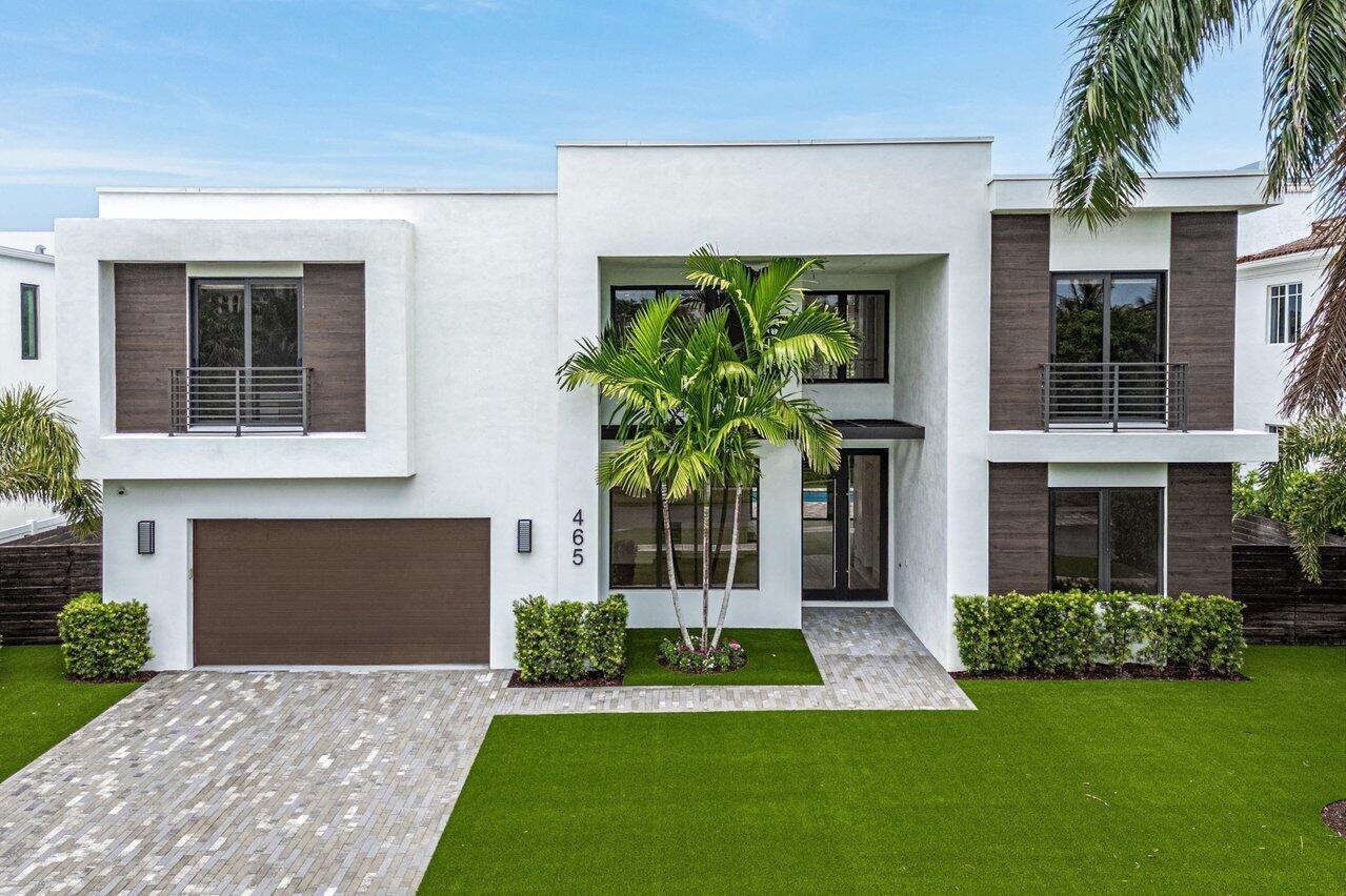 465 NE 4th Street