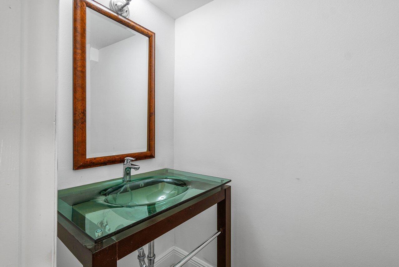 1330 NW 13th Street, 16, Boca Raton Unit: 16