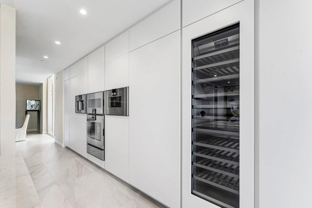 210 SE Mizner Boulevard 801