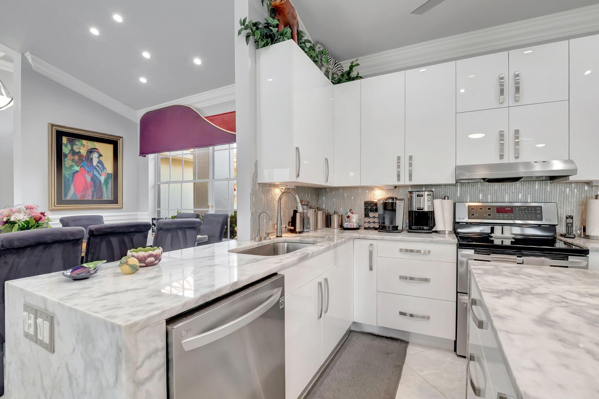 7823 Bridlington Dr Drive