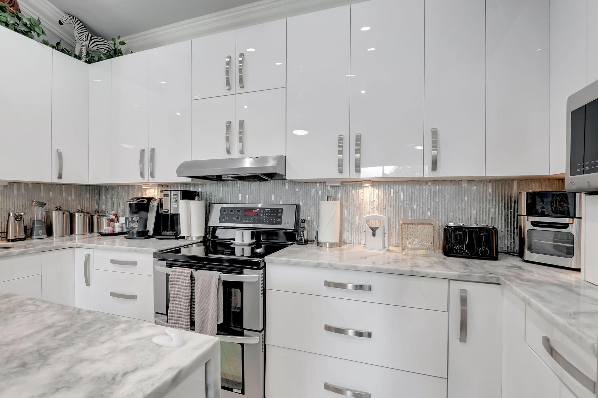 7823 Bridlington Dr Drive