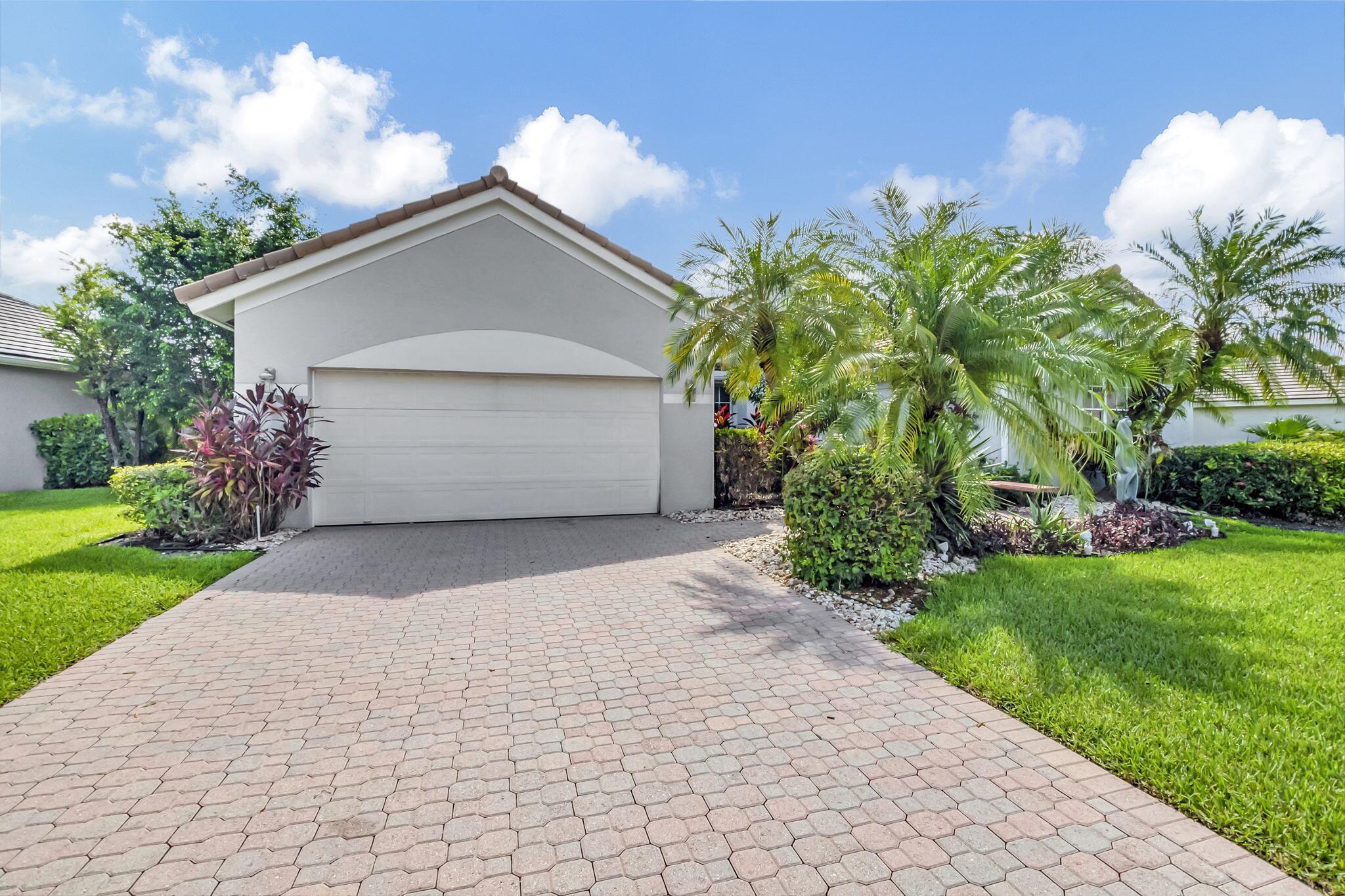 7823 Bridlington Dr Drive