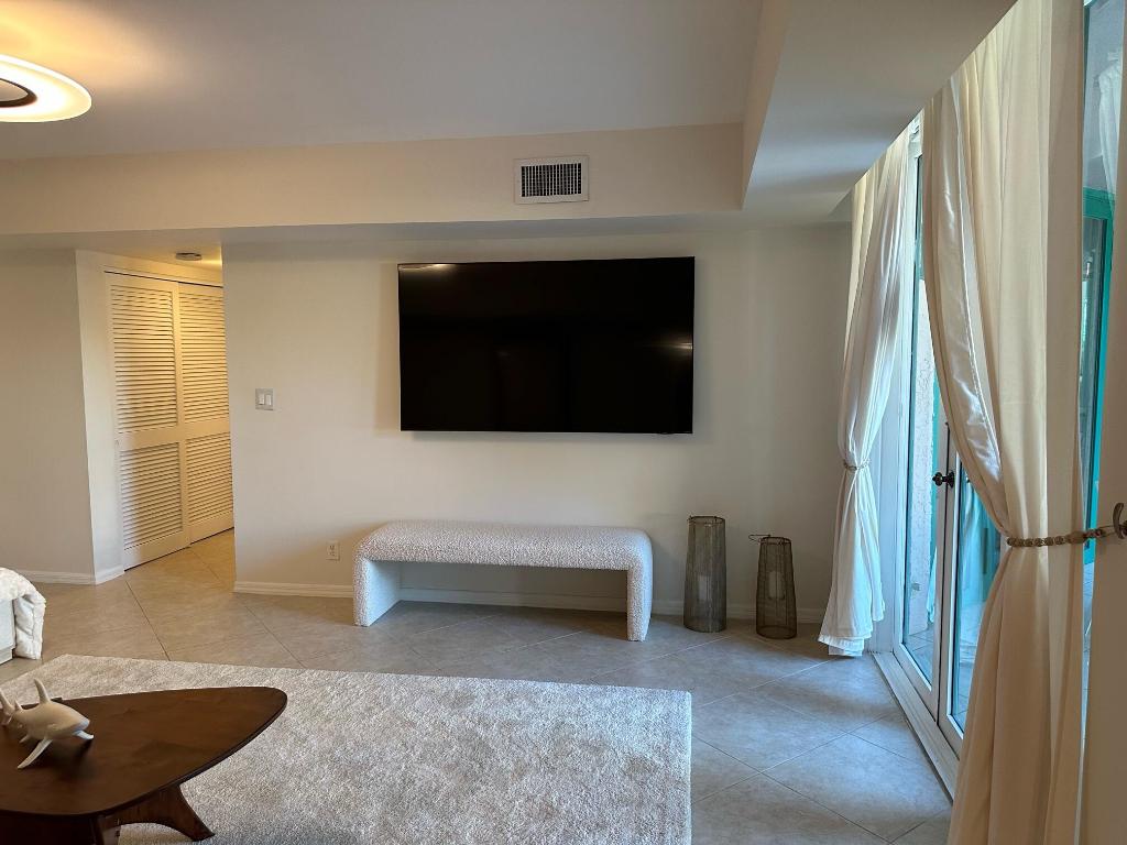 120 SE 5th Avenue 225, Boca Raton Unit: 225