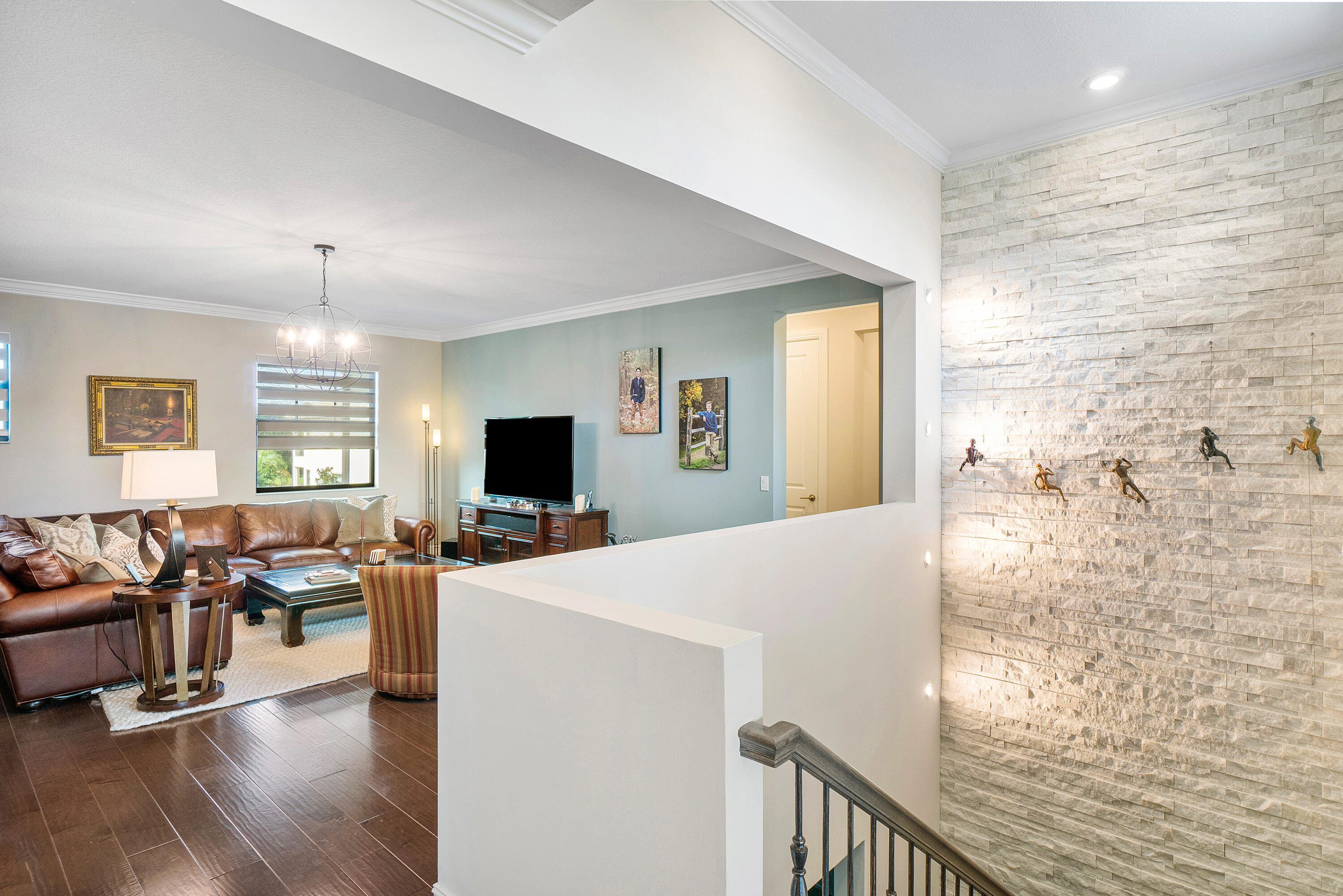 8156 Grand Prix Lane