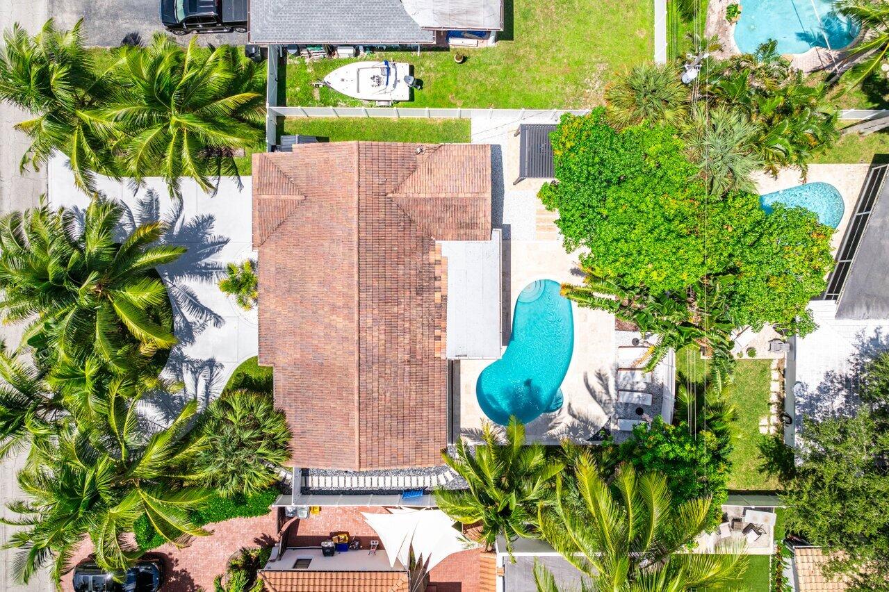 739 NW 7th Street