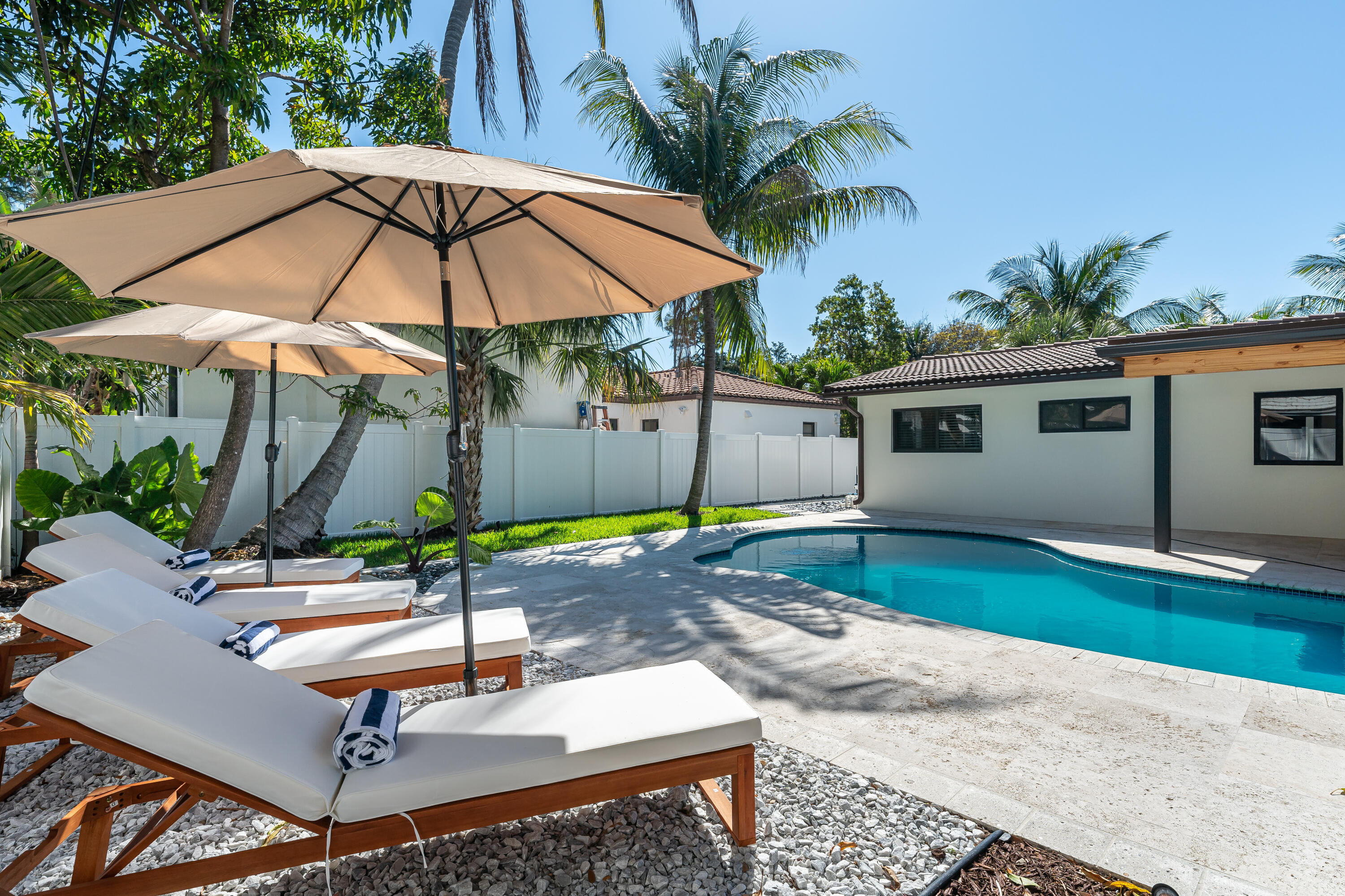 739 NW 7th Street