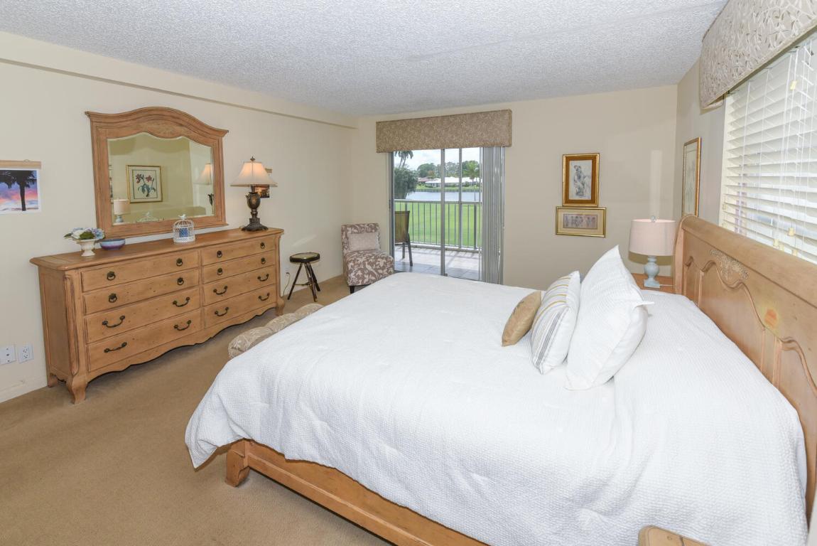 300 John F Kennedy Drive 208, Atlantis Unit: 208