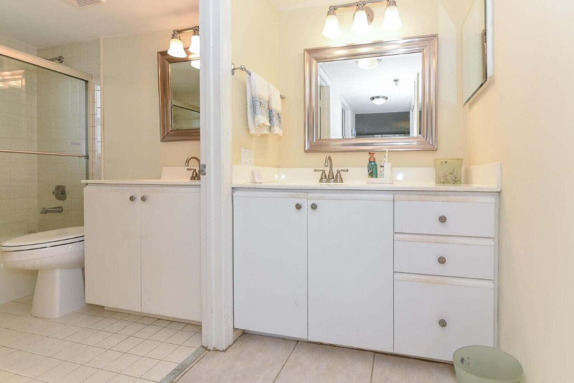 300 John F Kennedy Drive 208, Atlantis Unit: 208