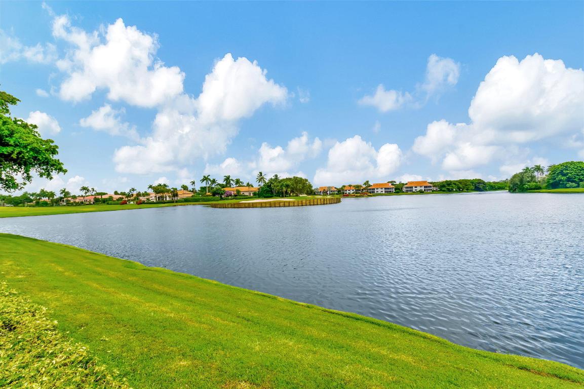 5854 NW 25th Terrace