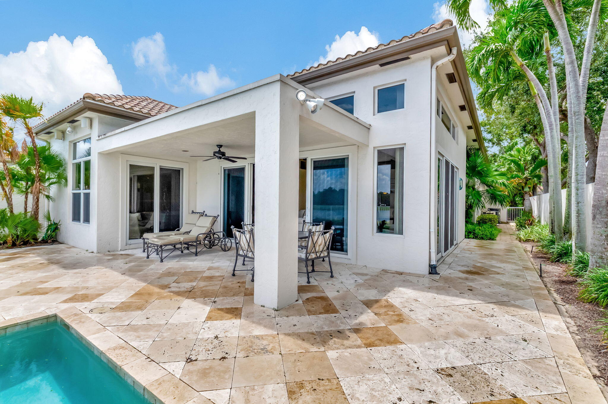 5854 NW 25th Terrace