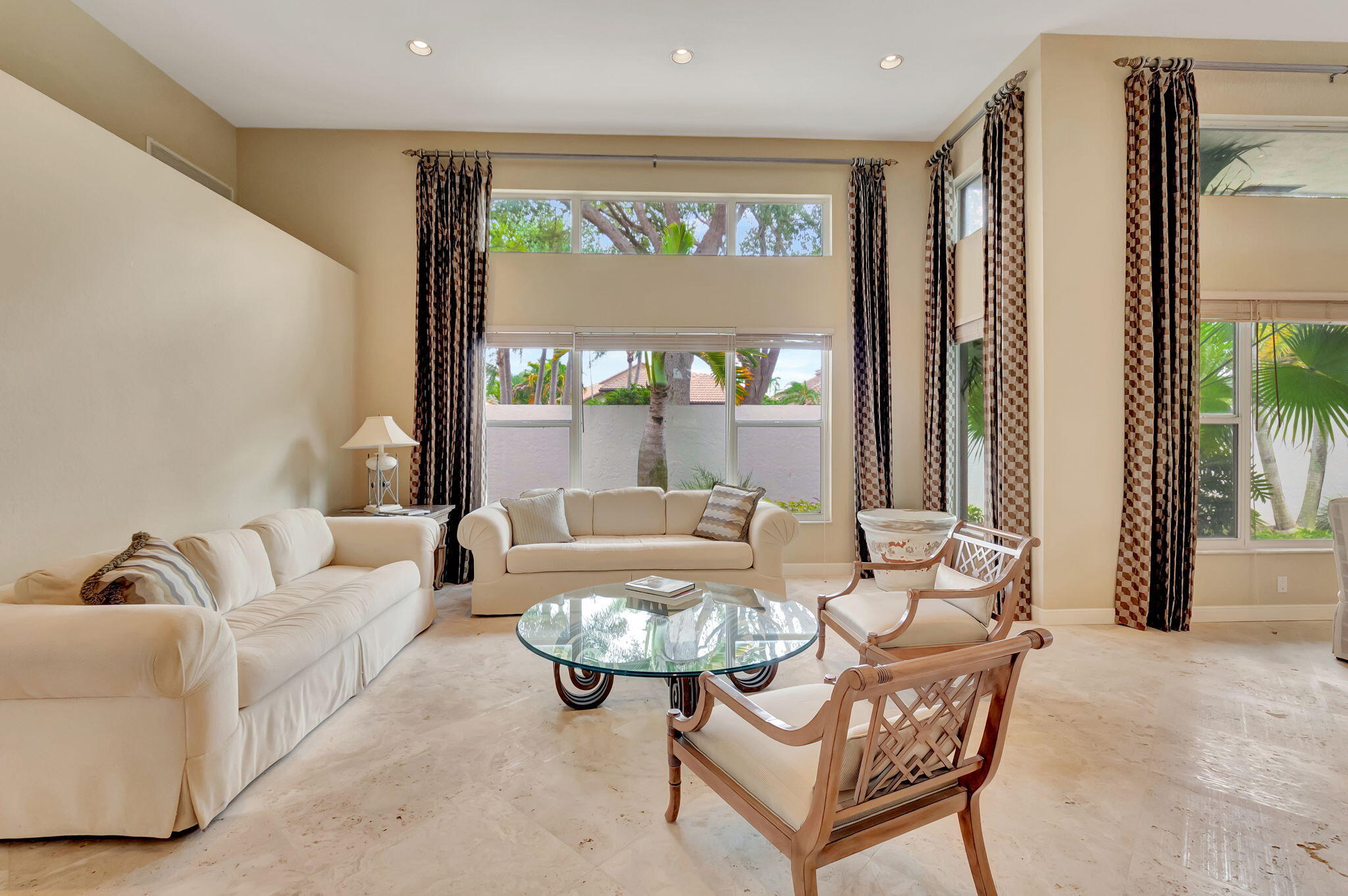 5854 NW 25th Terrace