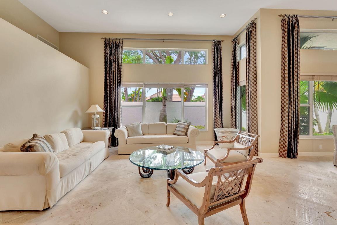 5854 NW 25th Terrace