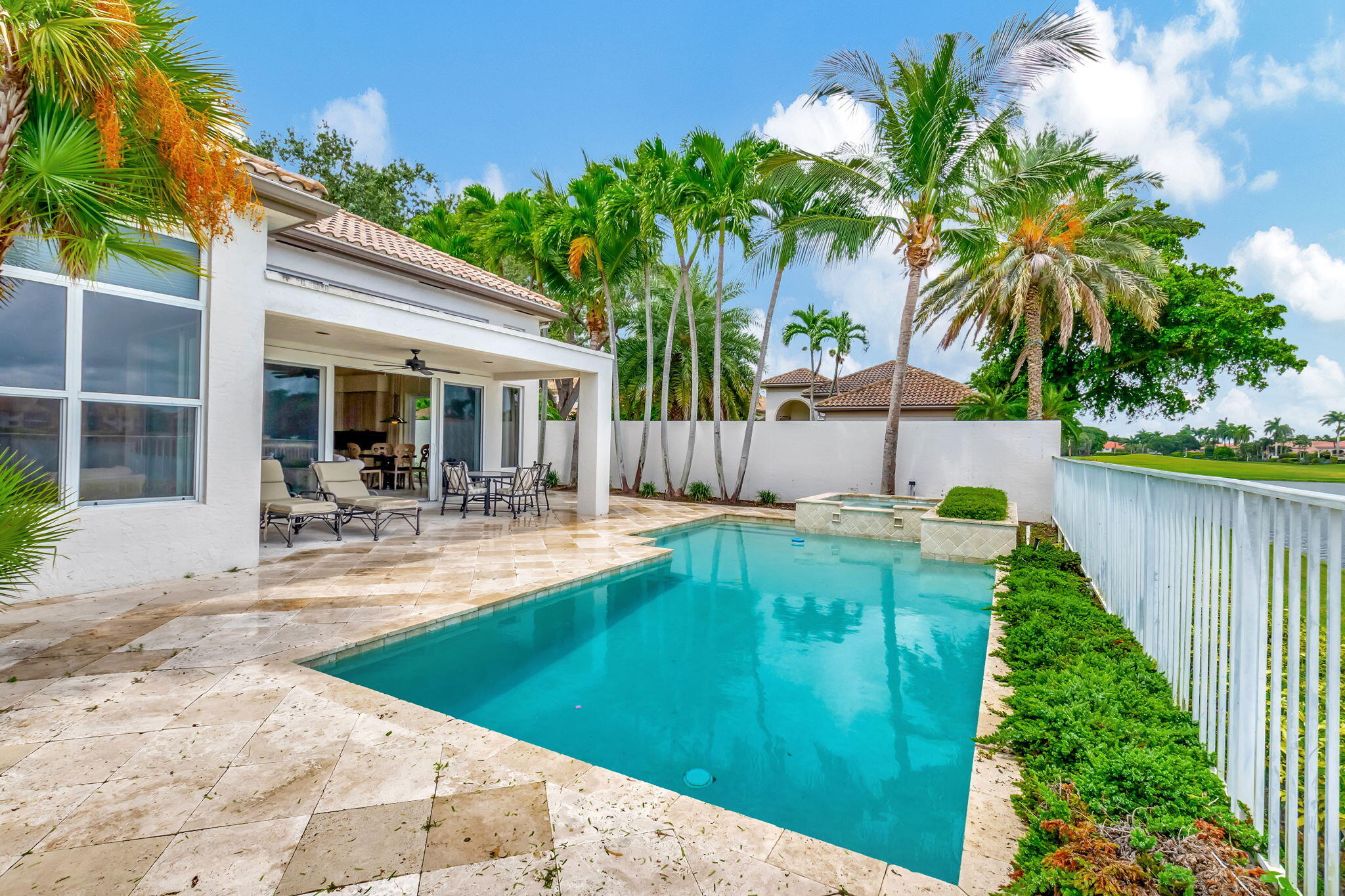 5854 NW 25th Terrace