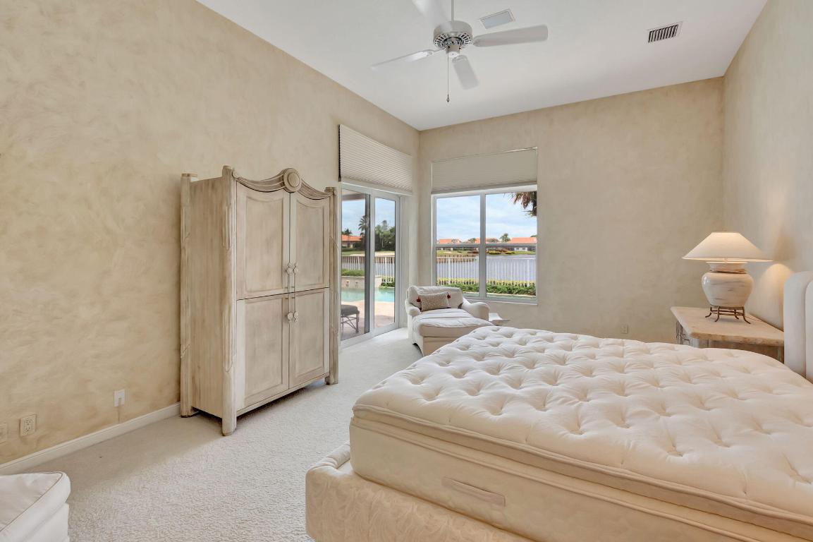 5854 NW 25th Terrace