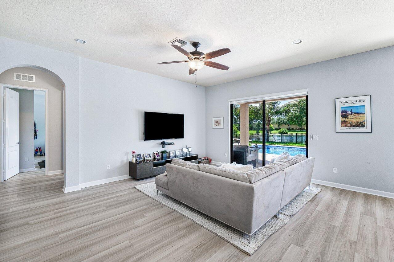 15703 Glencrest Avenue