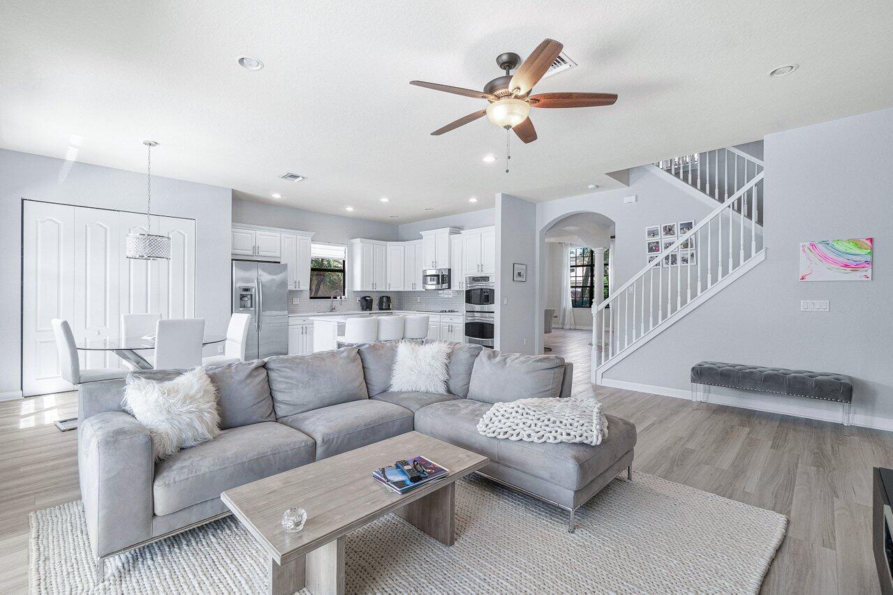 15703 Glencrest Avenue