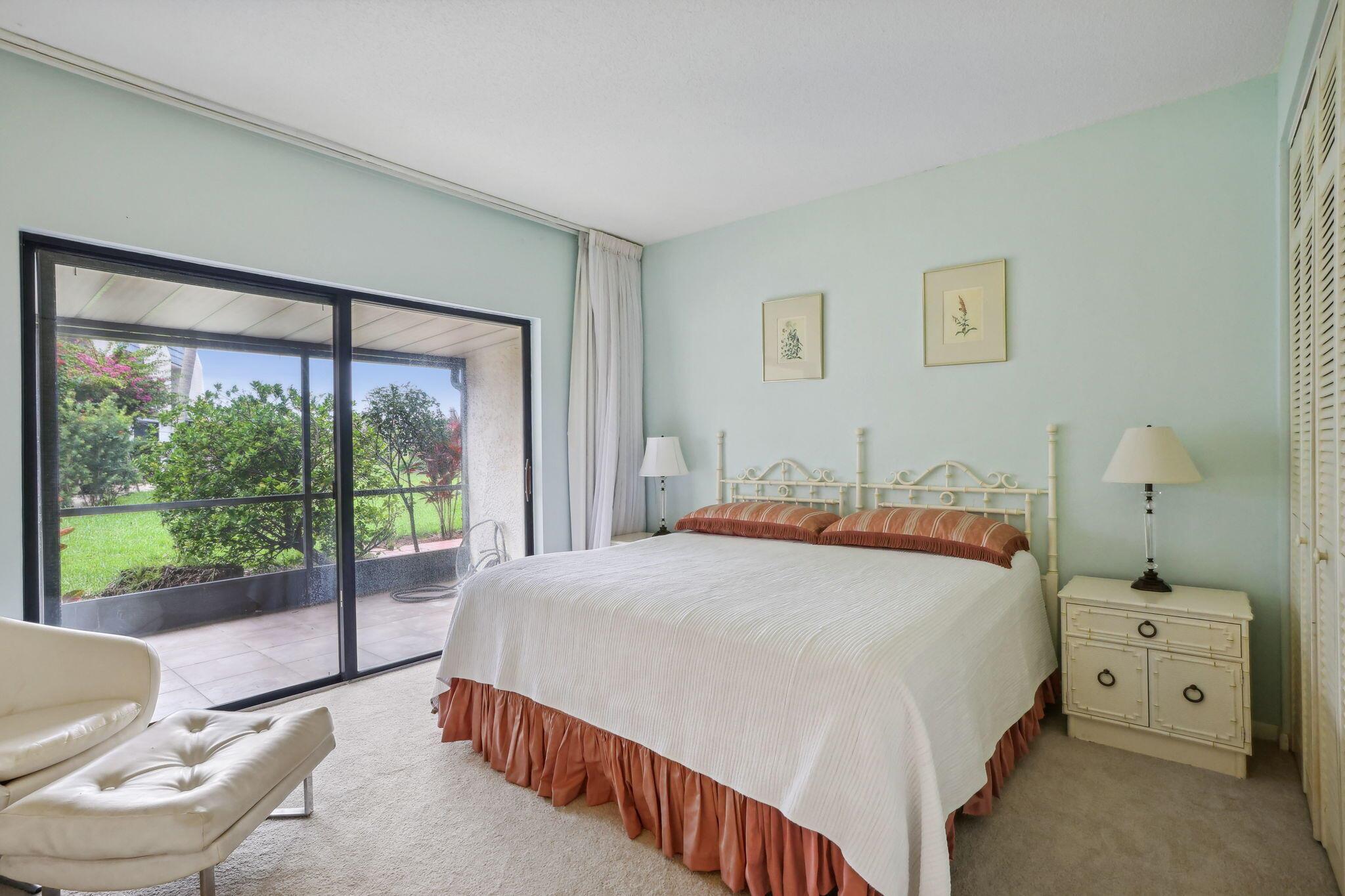 4482 Fountains Drive 4482