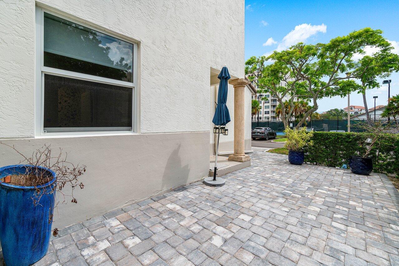 3602 S Ocean Boulevard 101, Highland Beach Unit: 101