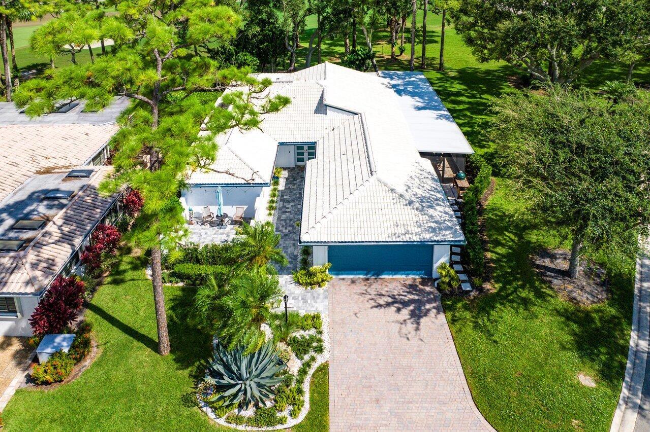 28 Woods Lane