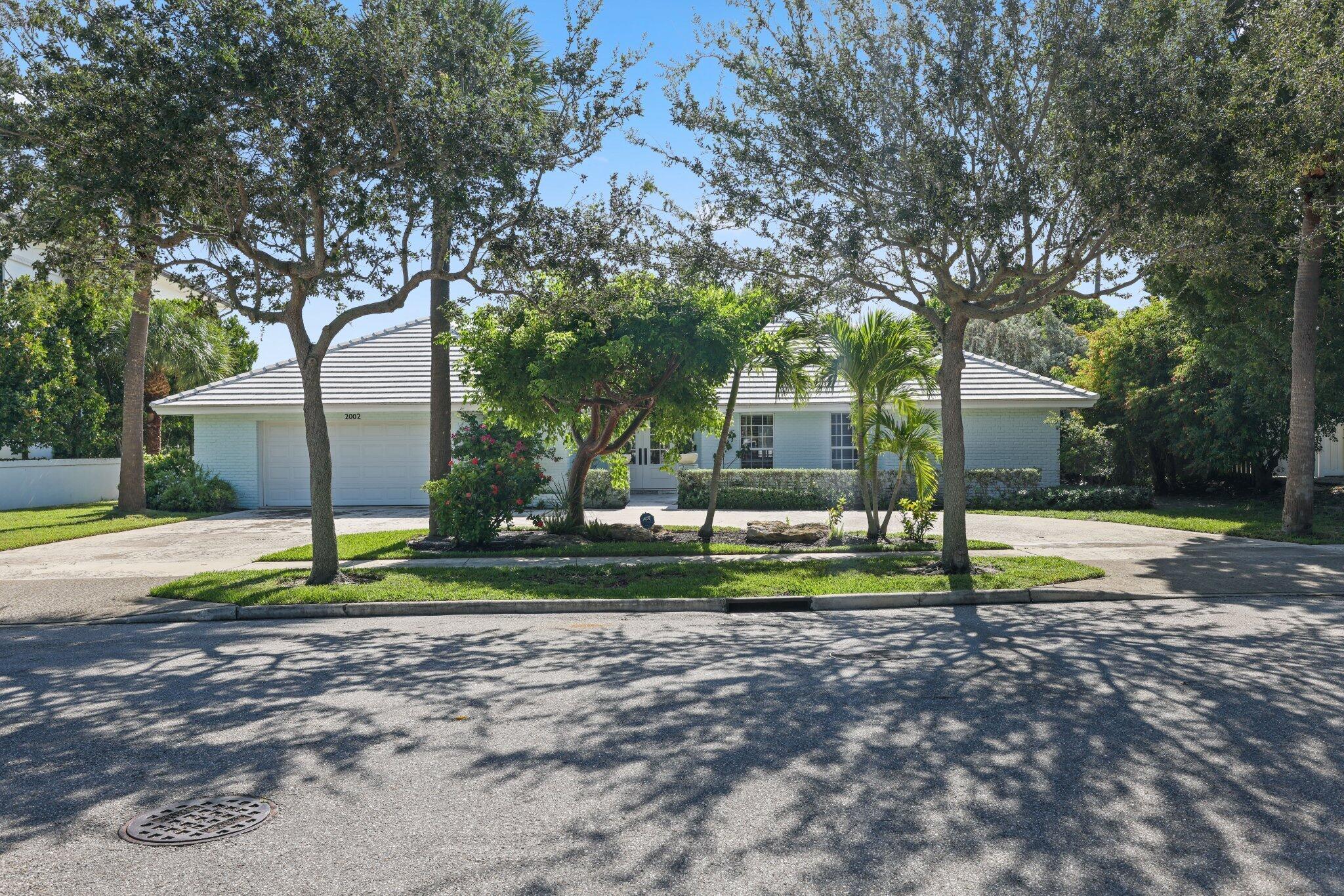 2002 Notre Dame Drive