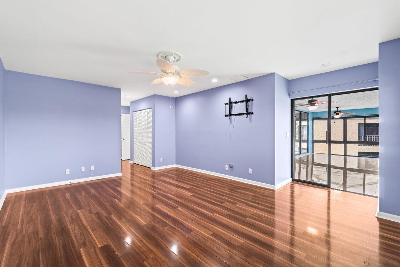 23 Eastgate Drive B