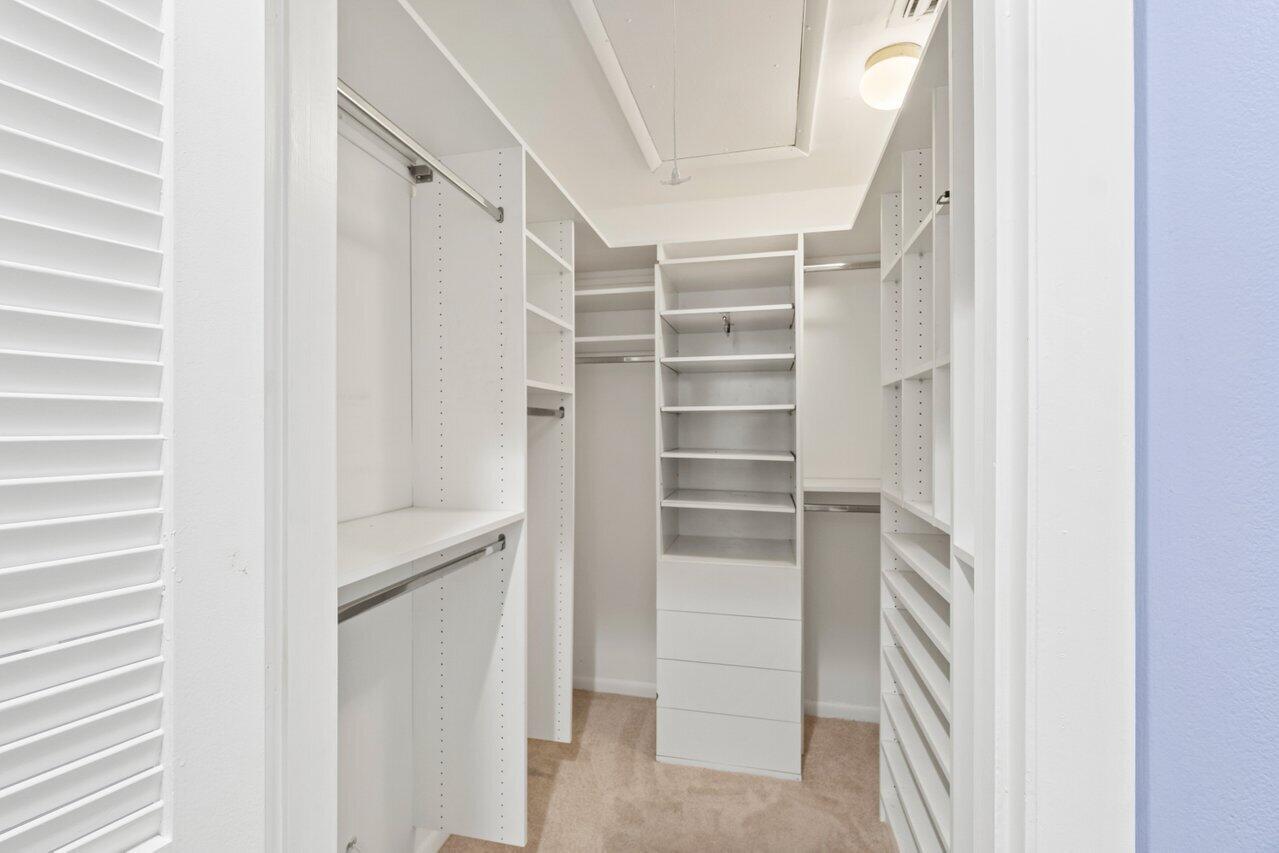 23 Eastgate Drive B