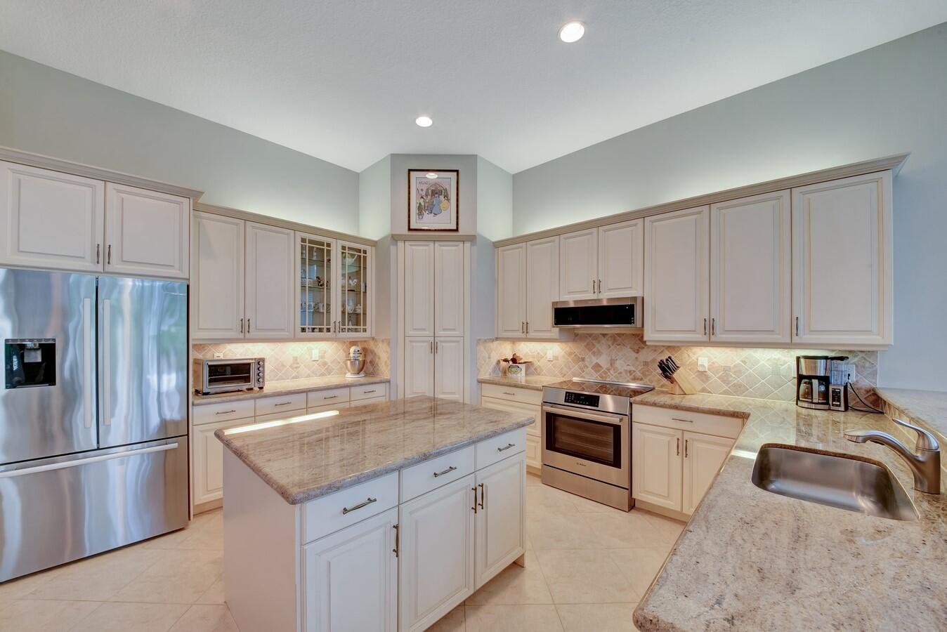 9867 Bluefield Drive, Boynton Beach