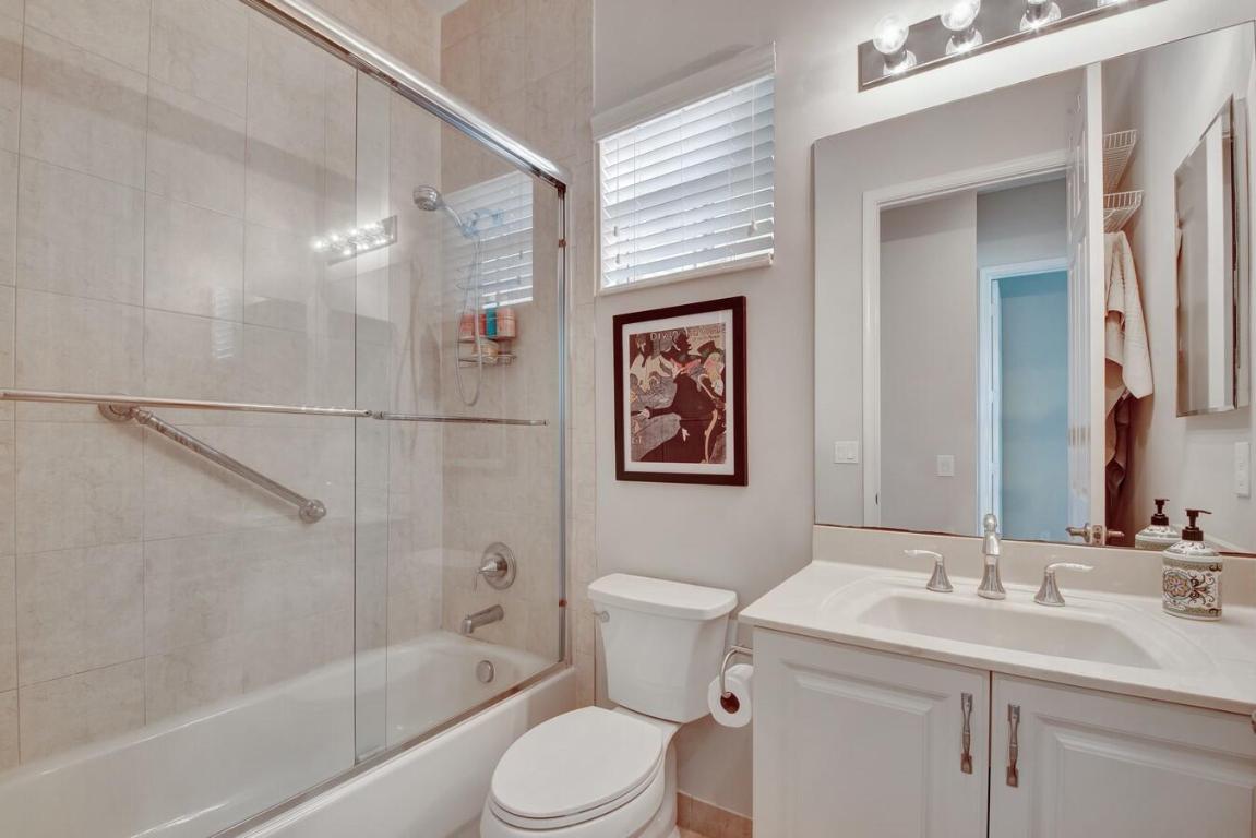 9867 Bluefield Drive, Boynton Beach