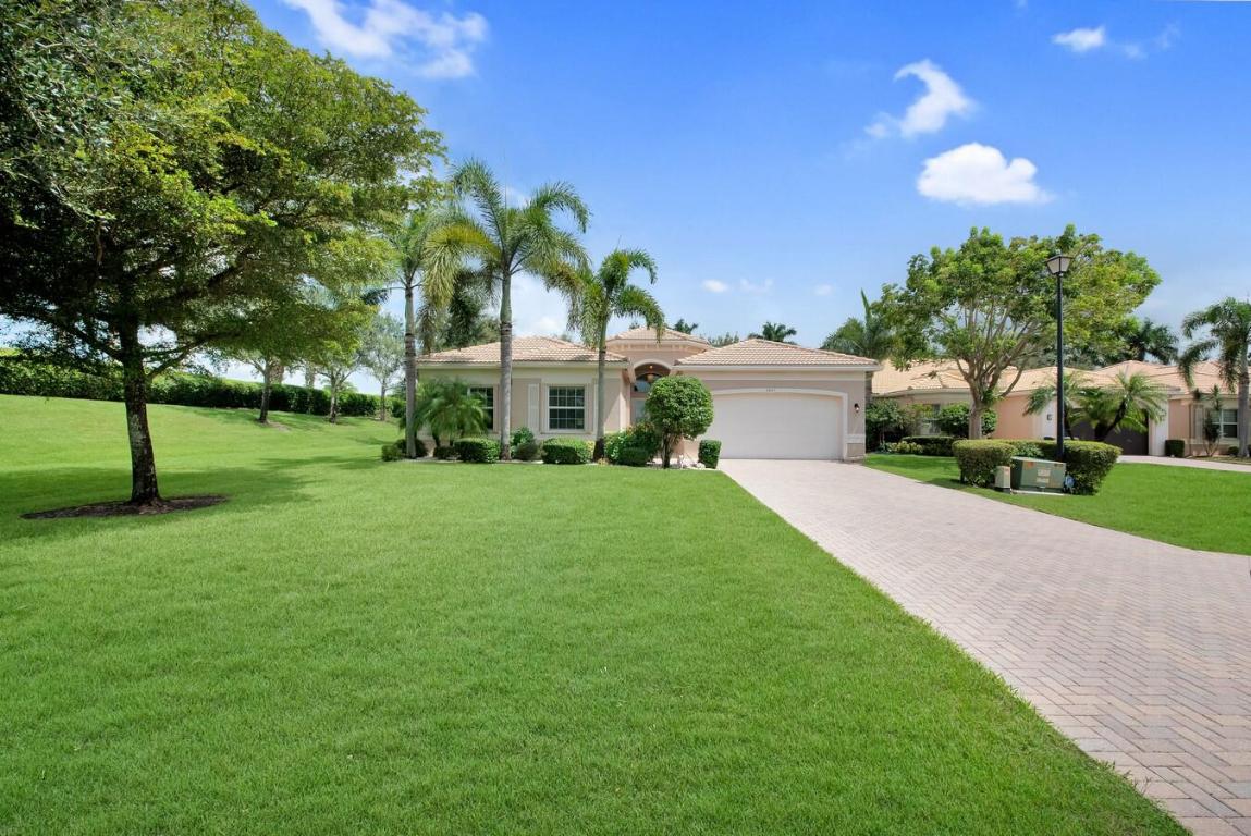 9867 Bluefield Drive, Boynton Beach