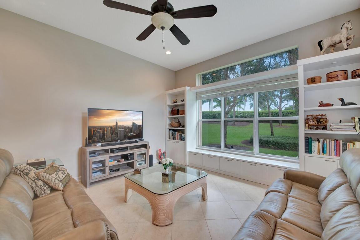 9867 Bluefield Drive, Boynton Beach