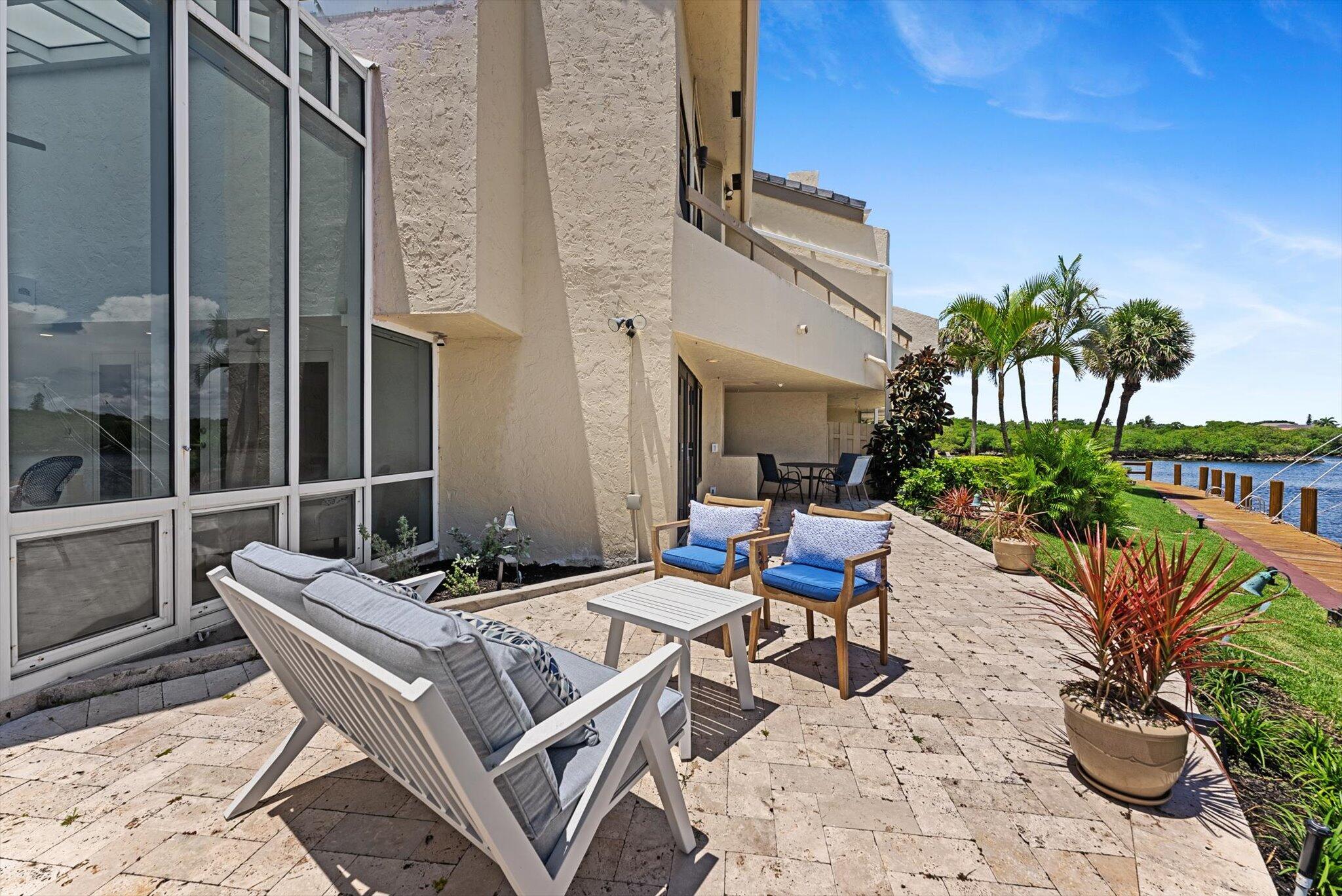 1013 Bel Air Drive 1